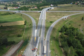 Neverovatne slike koje menjaju Srbiju: Ovako izgleda spajanje dva auto-puta! (FOTO)