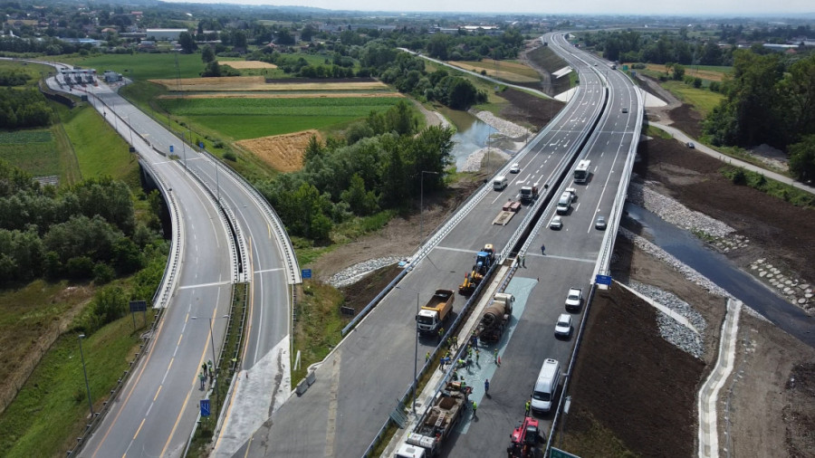 Neverovatne slike koje menjaju Srbiju: Ovako izgleda spajanje dva auto-puta! (FOTO)