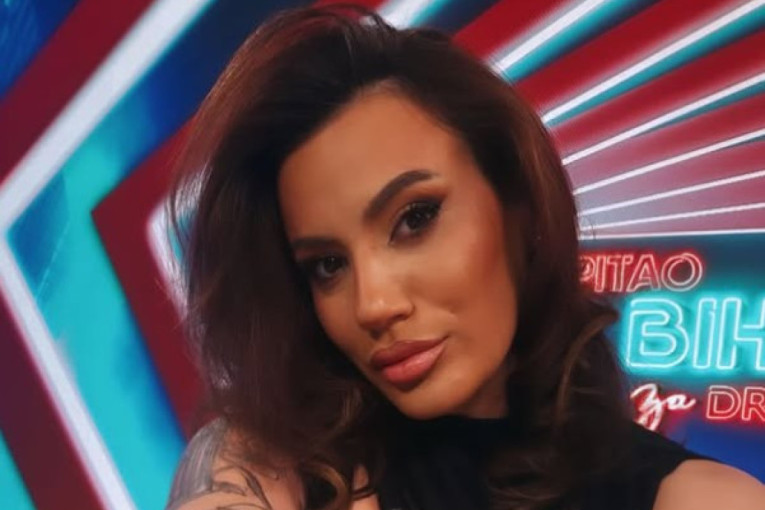 "Čovek me ne ostavlja na miru": Kristina udarila kontru Kristijanu – "Da nije njega, bila bih pevačica!"