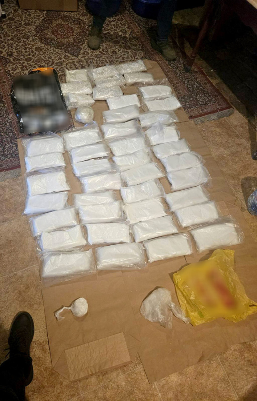 Više od 100 kilograma droge zaplenjeno kod Inđije: Pali Beograđani, pronađeni amfetamin i marihuana (VIDEO)