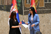 Majke dobile pomoć za krov nad glavom: Država sprema važne izmene u proceduri (FOTO/VIEO)
