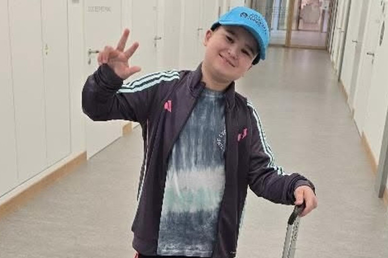 On je dečak heroj: Andrija uspešno podneo još jednu tešku operaciju, iako ima jako retku bolest - osmeh ne skida sa lica (FOTO)
