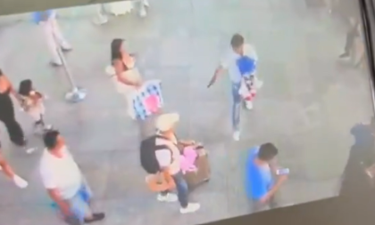 Vođa bande ubijen na aerodromu! Ubica držao plišanog medu, pa izvadio pištolj ispod njega i pucao direktno u glavu (VIDEO)