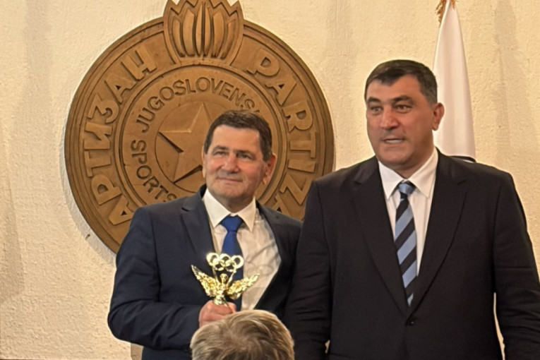 Direktor Partizana dobio istorijsko priznanje! Samo trojica stranaca su pre njega držala ovu nagradu!