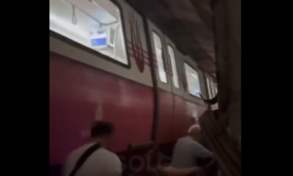 Haos u Istanbulu! Metro iskočio iz šina, ima povređenih (VIDEO)