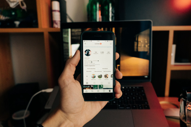 Korisnici su ovo godinama čekali: Nova opcija na Instagramu menja način objavljivanja karusel objava
