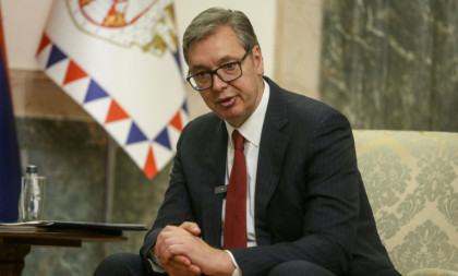 Vučić pokreće svoj podkast, a prvi gost je Muta Nikolić: Evo kada stiže premijerna epizoda „podkAVsta“