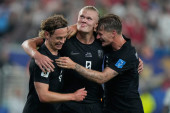Goleada Norveške i Senegala: Skandinavci u nokaut fazi, Haland diše za vrat Mesiju! (VIDEO)