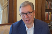Vučić pokazao "glasački listić": Građani 27. juna biraju najvažnije teme za budućnost Srbije, evo i koje (VIDEO)
