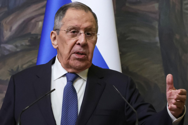 Lavrov odgovorio na pretnje Zelenskog: Rusija je spremna da brani Belorusiju od Ukrajine