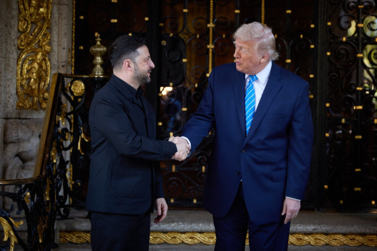 Tramp zario nož u leđa Putinu? Otkriveno šta je "šapnuo" Zelenskom