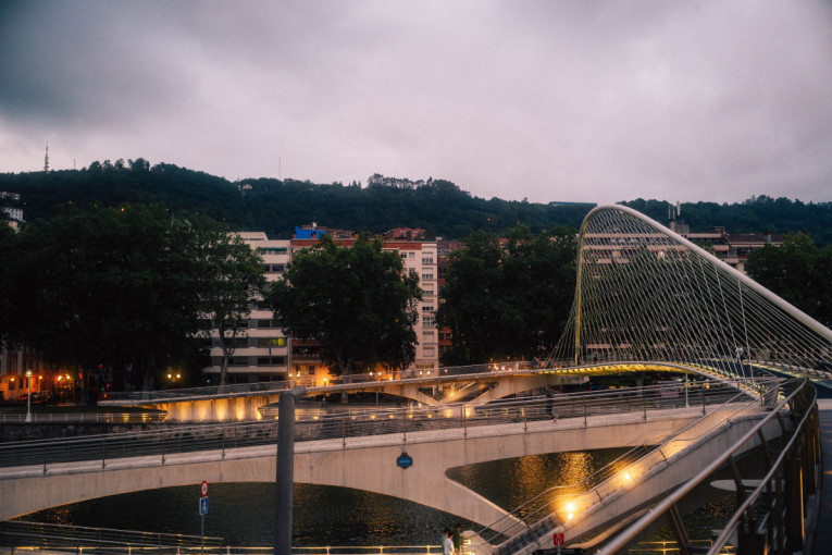 Turisti ga stavljaju na vrh liste: Bilbao proglašen jednim od najpoželjnijih gradova za 2026. (FOTO)