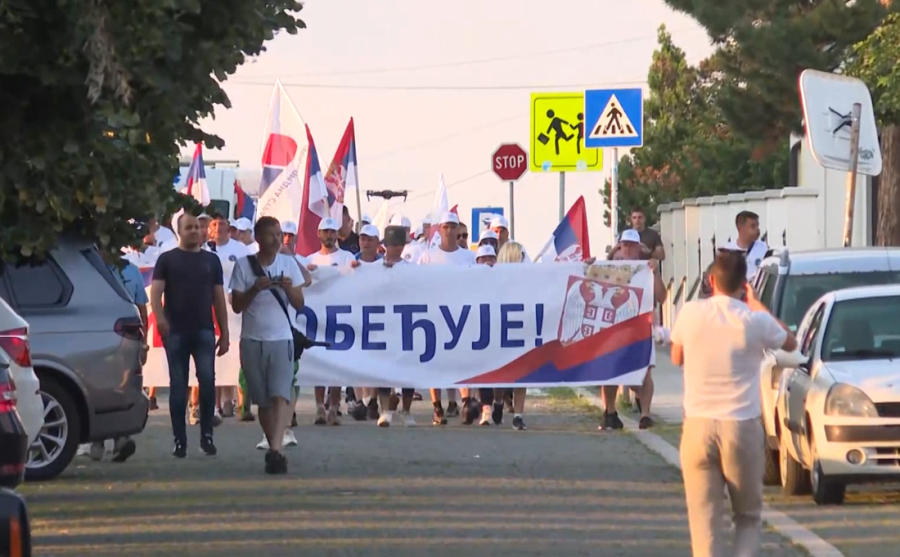 Pešice ka Beogradu: Učesnici skupa "Srbija, jedna porodica" stigli u Lazarevac (FOTO/VIDEO)