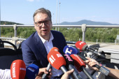 Vučić najavio nove mere: U ponedeljak u 18.00 sati predstavljanje programa, posebno dobre vesti za penzionere