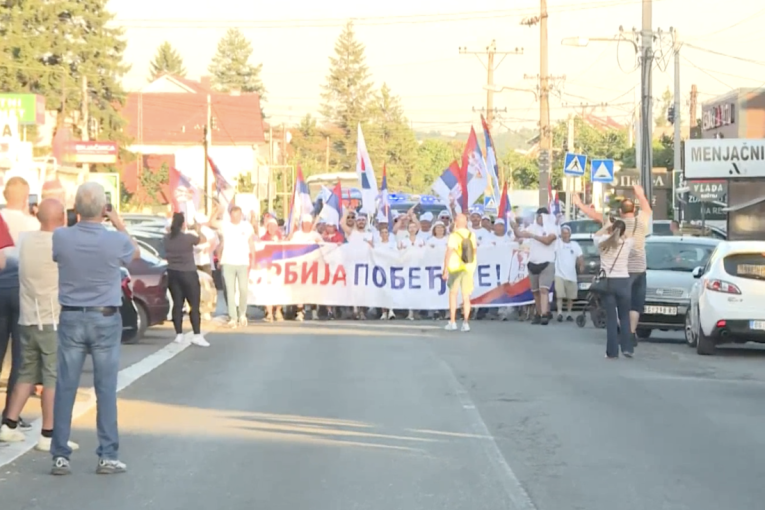 Stigli nadomak Beograda: Pešaci iz više gradova sutra zajedno na skupu "Srbija, jedna porodica"