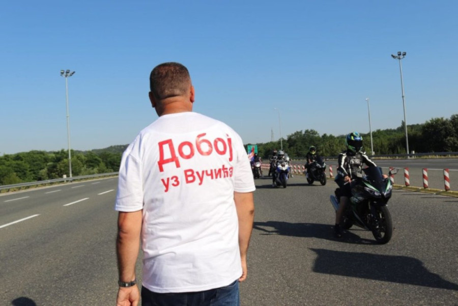 Završen skup "Srbija jedna porodica": 207.000 ljudi podržalo predsednika Vučića (FOTO/VIDEO)