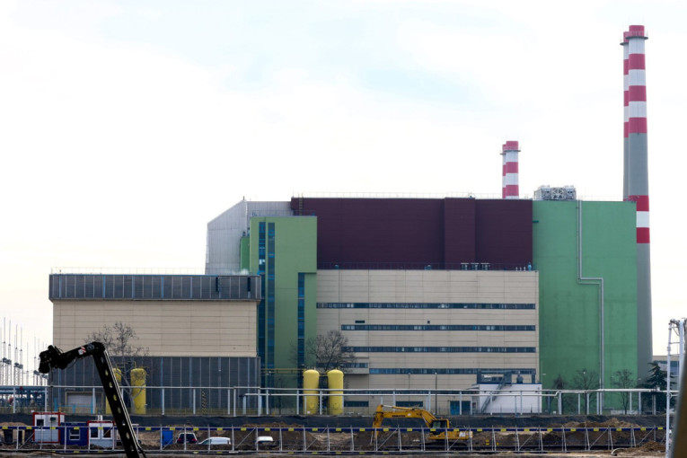 Dunav gasio nuklearku: Mađari imaju velike probleme zbog vrućina