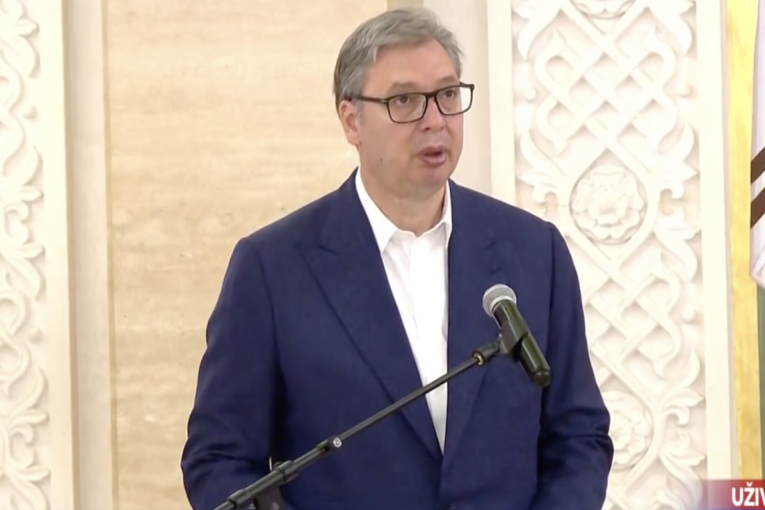 Vučić u Hramu Svetog Save: Predsednik na potpisivanju ugovora o završetku radova
