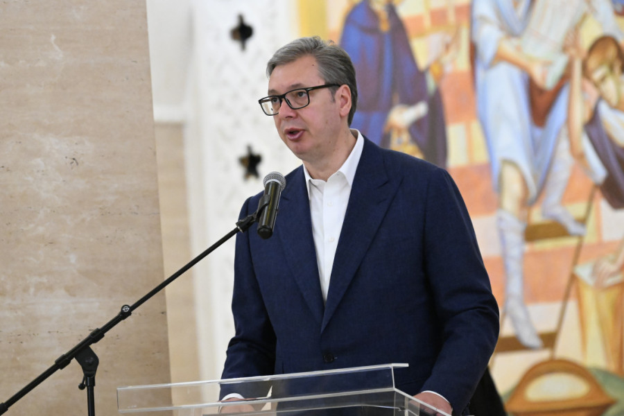 Vučić na Vidovdan: Bez Hrama Svetog Save ne bi opstali ni srpski narod ni država