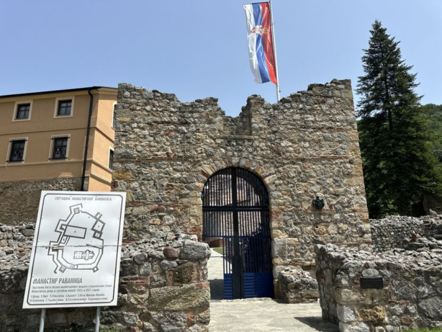 Ovu svetinju vernici posećuju na Vidovdan: Kažu da molitve ovde imaju posebnu snagu!
