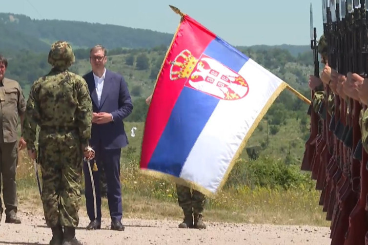 Predsednik Vučić stigao na Pasuljanske livade: Vojska Srbije pokazuje svoju moć! (FOTO/VIDEO)