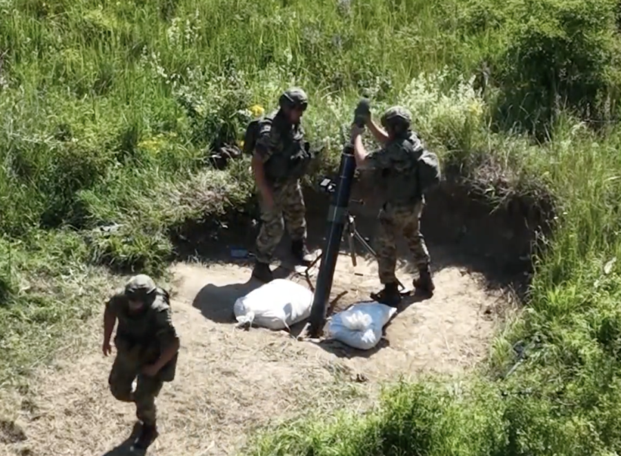 Vojska Srbije pokazala moć na Pasuljanskim livadama i u Batajnici, Vučić: Građani treba da se raduju (FOTO/VIDEO)