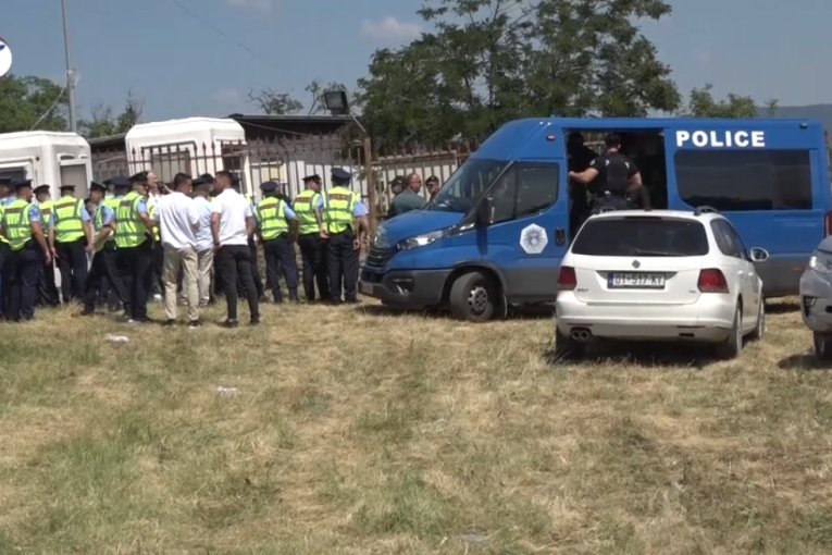 Na Gazimestanu uhapšeno čak 36 Srba, među njima i maloletnik!