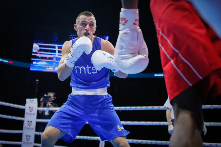 Memić i Poturak zvezde "Balkan Boxinga 9"