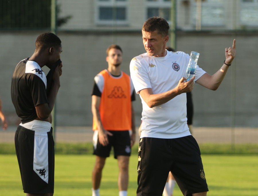 Ilić pred meč u Evropi otvoreno o problemima Partizana: Ovo mora odmah da se promeni