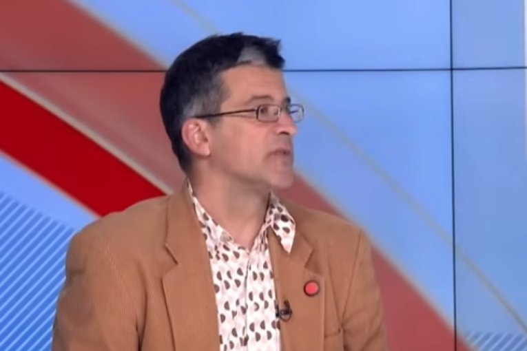 Blokaderska antisrpska histerija uzima maha: Za blokadere srpski narod je kriv za sve gde god da se nalazi (VIDEO)