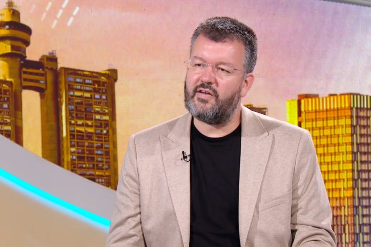 "Neko je želeo novi politički poredak": Čedomir Antić o protestima posle nesreće u Novom Sadu