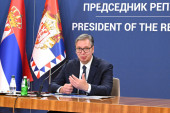 Vučić predstavio mere: Penzionerima do 35.000 dinara, pomoć i za socijalno ugrožene i borce! Cene lekova niže i do 60 odsto