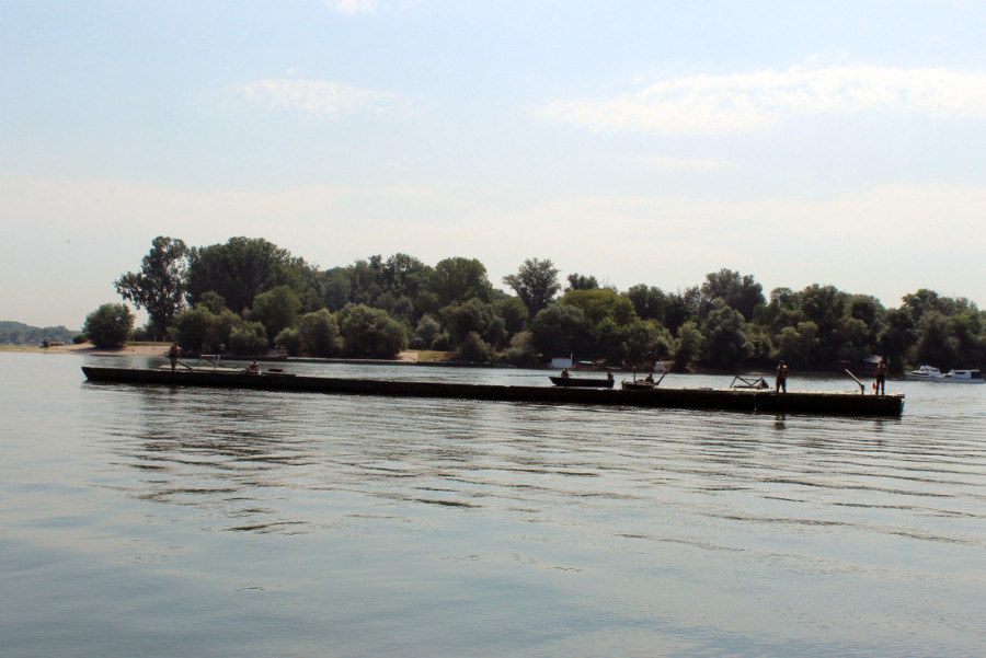 Pontonski most do Lida ponovo postavljen: Od danas pešice do omiljene beogradske plaže