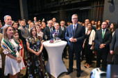 Predsednik Vučić u ambasadi SAD:  Svečani prijem povodom 250 godina američke nezavisnosti