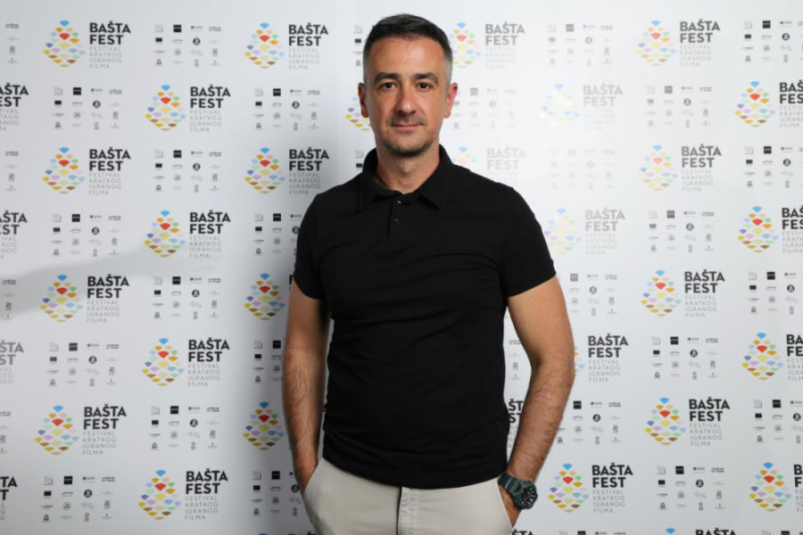 Uz kucanje u drvo, pomeranje s mesta i prosipanje vode otvoren 13. Bašta Fest (FOTO)