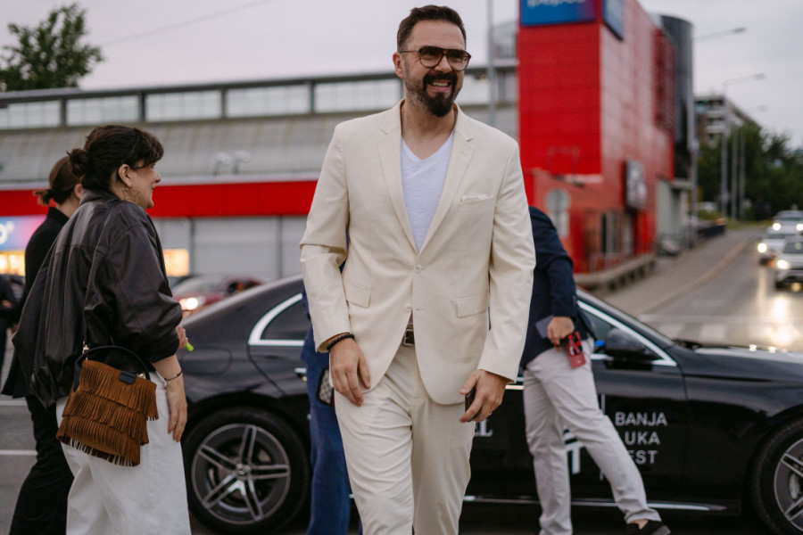 Veče romantike i nostalgije za klavirom! Petar Grašo otvorio peto izdanje Banja Luka festa