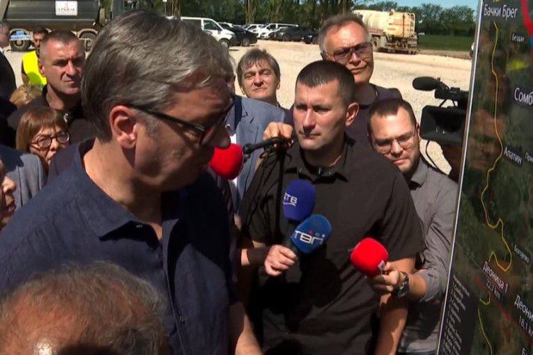 Vučić obišao radove na brzoj saobraćajnici kod Bezdana: "Osmeh Vojvodine" postaje od životnog značaja za ljude na severu Srbije!