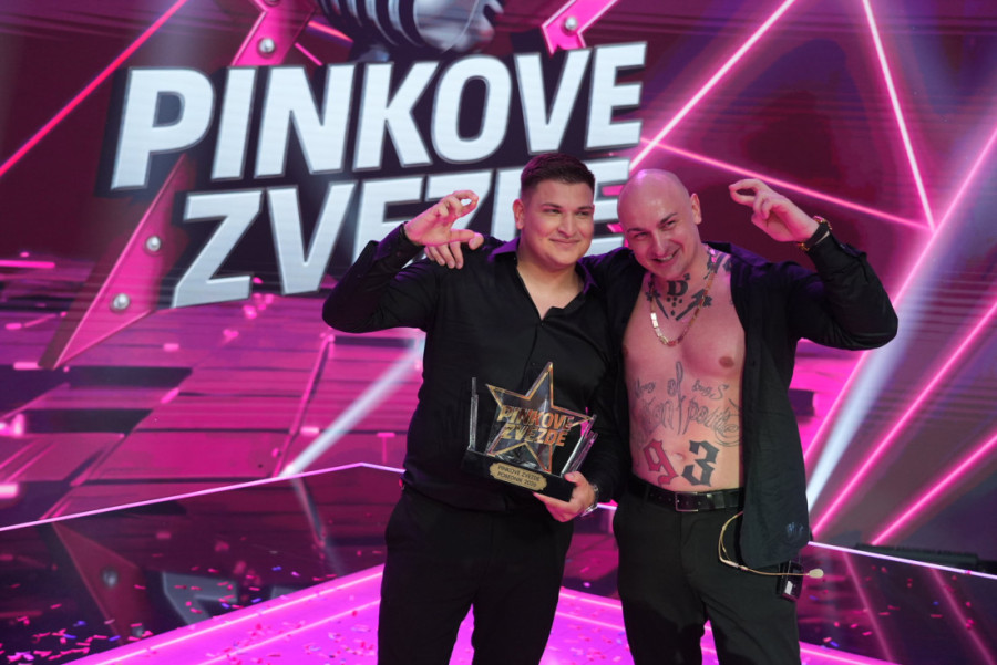 "Da crknem, je l?" Kad je JK objavila novu pesmu, Duško joj je pisao: Evo i šta mu je ona odgovorila!