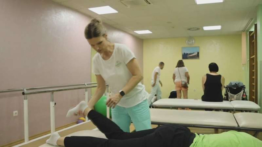 Ova lekovita voda je spas: Prvi inkluzivni kamp za osobe sa cerebralnom i dečjom paralizom organizovan u Atomskoj Banji Gornja Trepča (FOTO)