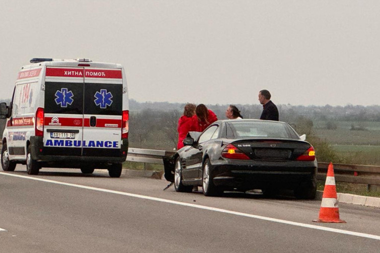 Krvoproliće na Paliluli! Dvojica mladića izbodena nožem, jedan uboden u stomak!