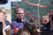 Vučić obišao radove na brzoj saobraćajnici kod Bezdana: "Osmeh Vojvodine" postaje od životnog značaja za ljude na severu Srbije!