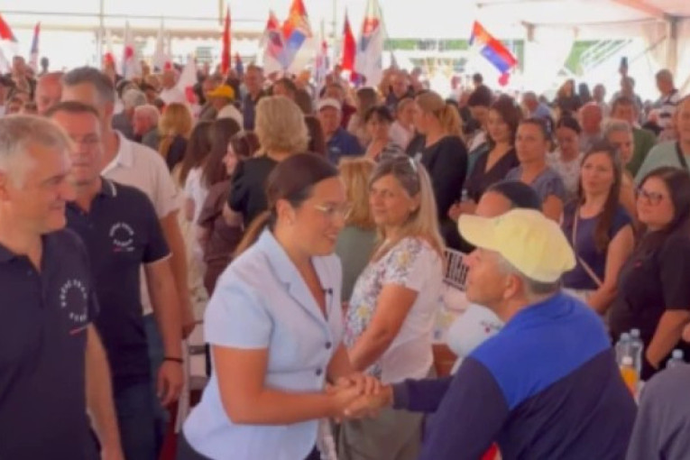 "Zajedno postavljamo nove standarde!" Pavkov u Pirotu: Danas sam na delu videla rezultate