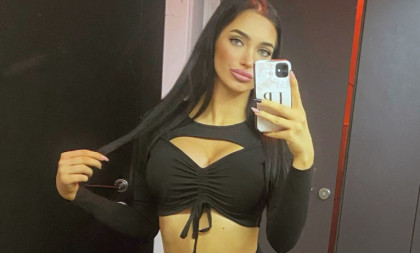 Bivši dečko rijaliti učesnice bio sa najbogatijom pevačicom na Balkanu: Starija je od njega čak 19 godina!