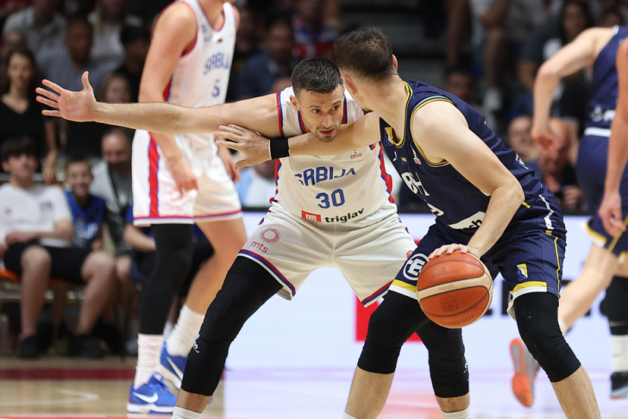 Jokić se igra košarke! Džokerov tripl-dabl torpedovao BiH u Pioniru!