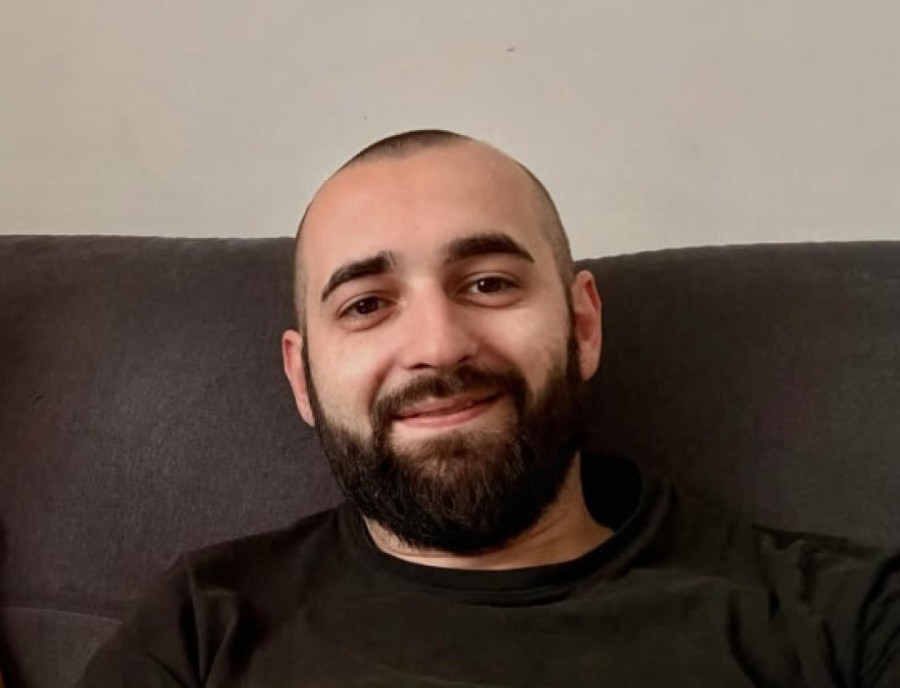Uhapšen jutjuber Amir Hadžić: Tereti se za više krivičnih dela!