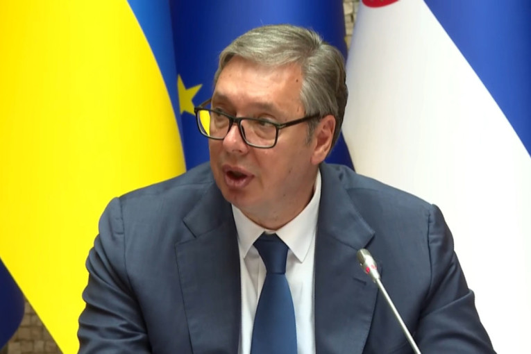 Sada više nema nikakve dileme: Vučić otkrio zašto u Crnoj Gori nema mesta za srpski jezik (VIDEO)