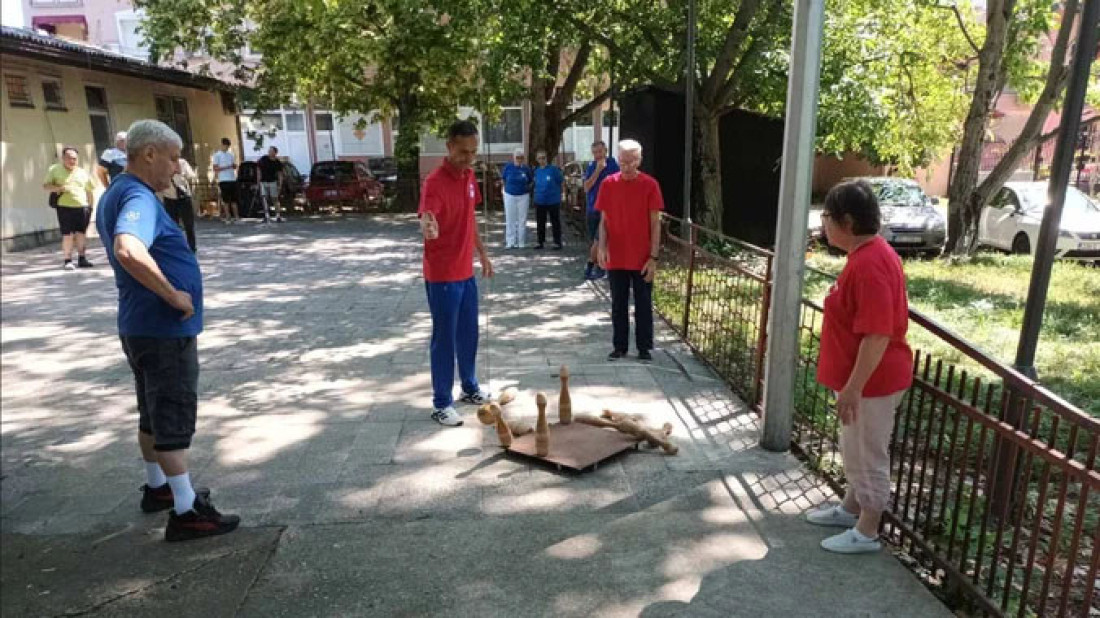 Sportski duh i jednake šanse: Održano Pokrajinsko prvenstvo osoba sa invaliditetom u visećoj kugli, učestvovalo 60 takmičara