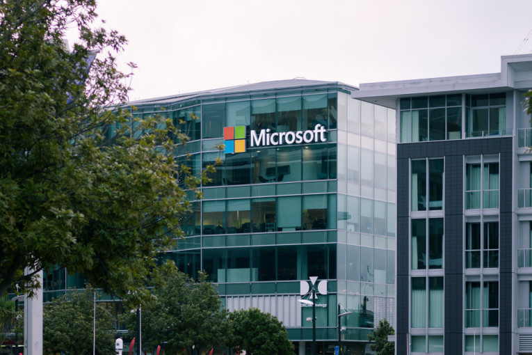 Hiljade zaposlenih ostaju bez posla: Microsoft pokrenuo veliki talas otpuštanja