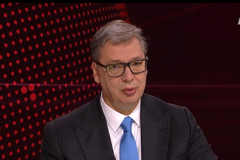 Vučić: Želimo ujedinjenu Srbiju, i decu, i mlade, i sredovečne, i stare za istim stolom