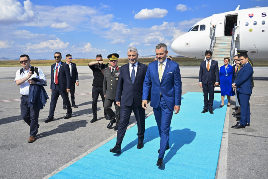 "Neprihvatljivo i neprimereno": Edi Rama i predsednik Slovačke šokirali izdanjem u kom su se pojavili na samitu NATO-a
